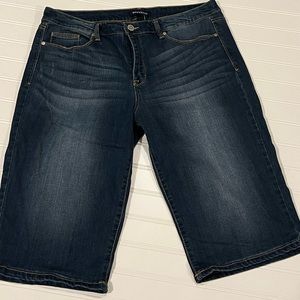 Women’s Dark Wash Denim Shorts